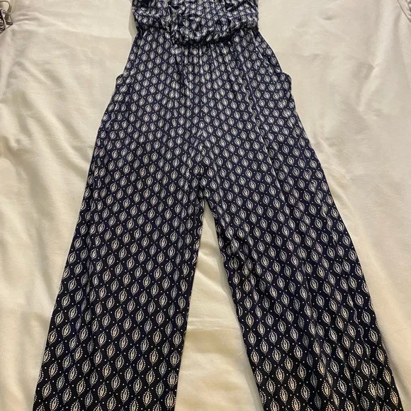 Jumpsuit - Picture 3 of 5